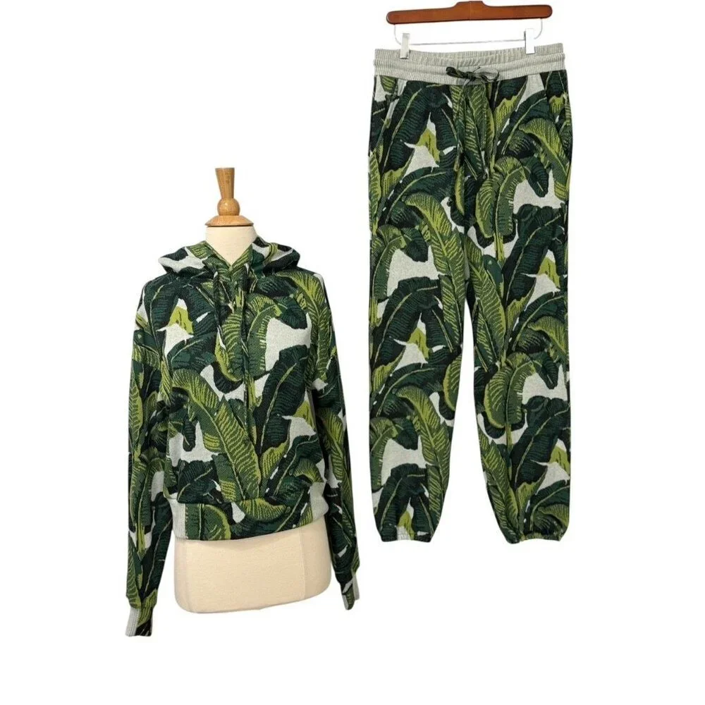 Twenty Montreal Women's Long Sleeve Hoodie & Joggers Hyper Reality Leaf Size M